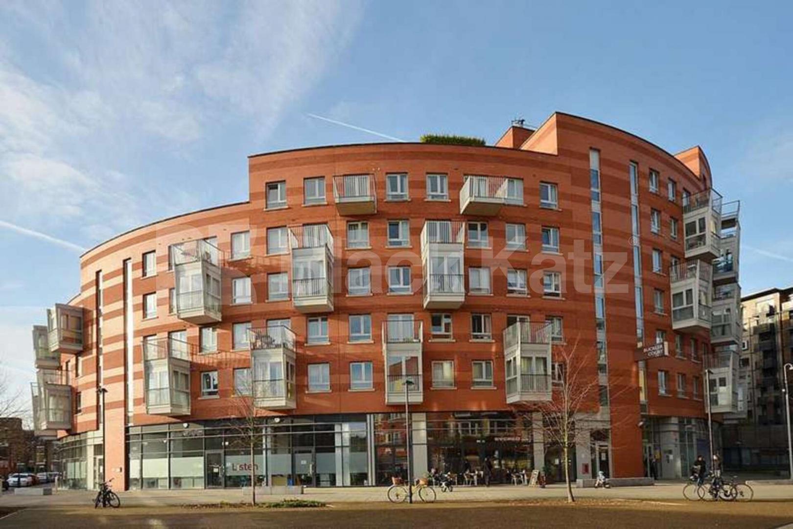 Three bedroom flat located in a private modern development with concierge Eden Grove, Holloway